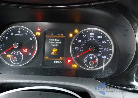 2023 Kia K5 Gt-Line z USA, uszkodzony, nr VIN 5XXG64J20PG181159